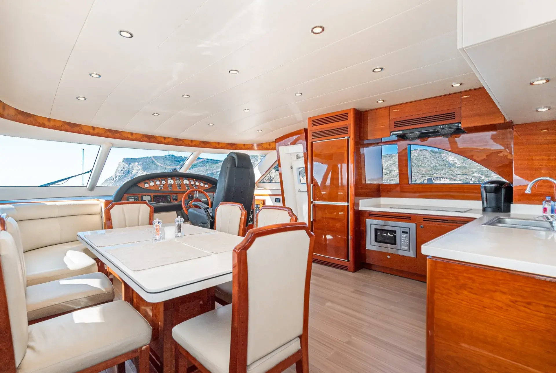 2022 Massimo Marine Sunbird 72-036