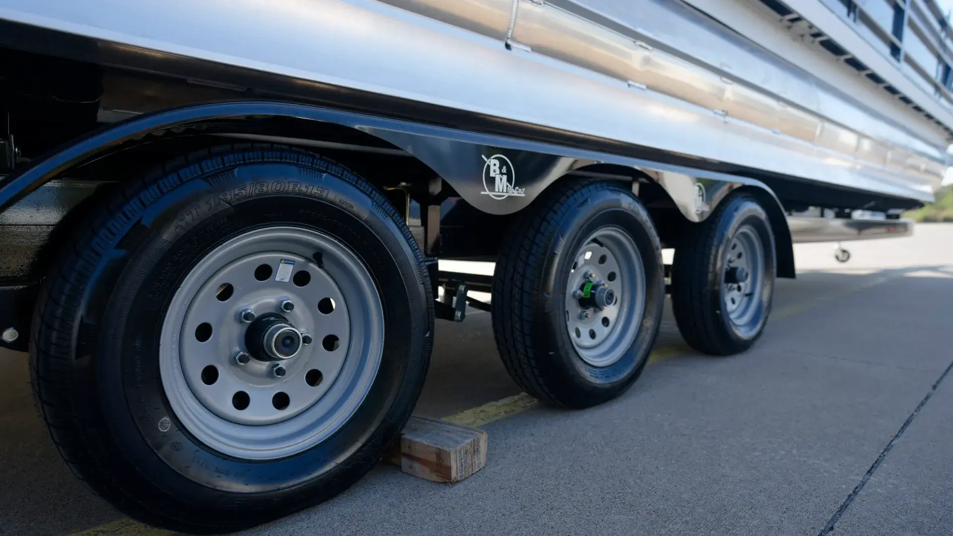 Massimo_Marine_p30_double_Decker_1100